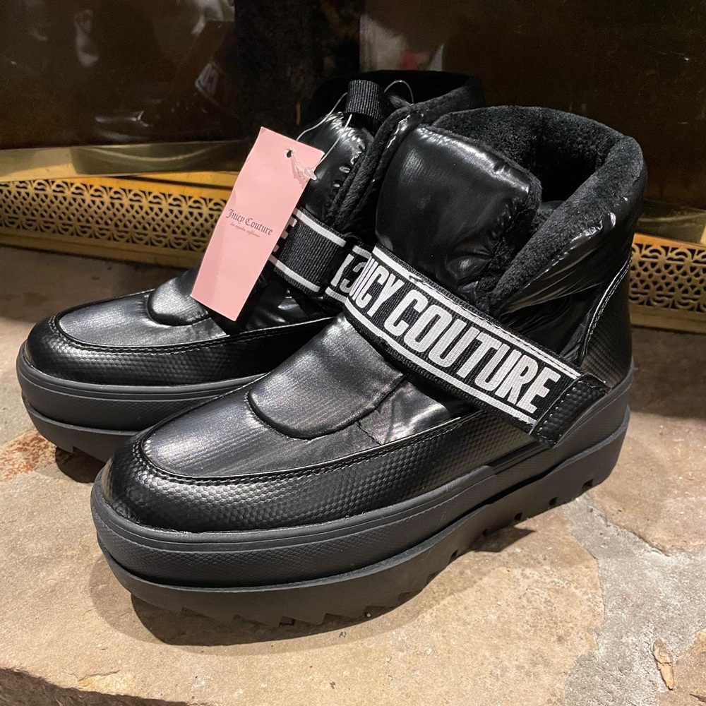 Juicy Couture Veronica Snow Boots Black Puffer Fleece Line Winter Size 6 NWOB